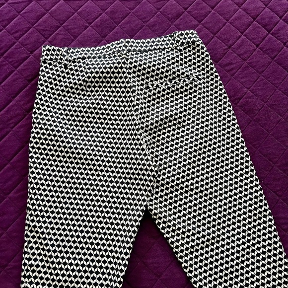 H&M Black and White Geometric Trousers - Picture 2 of 8
